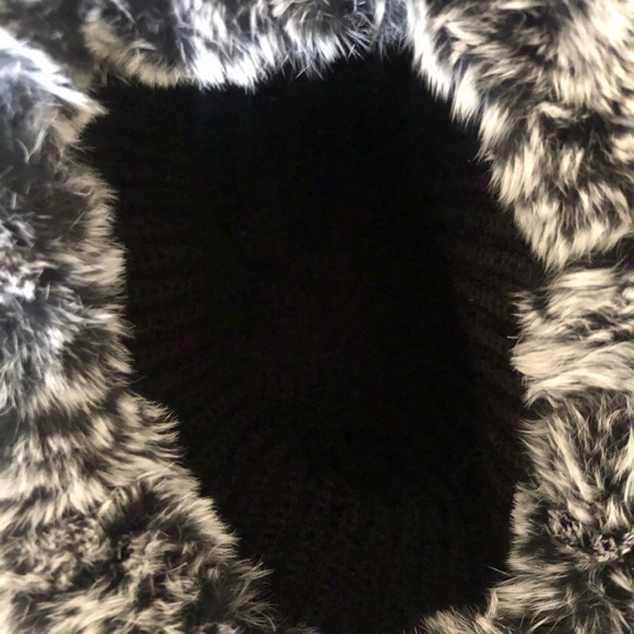 Authentic Fur Hat. Red & White. main image 5